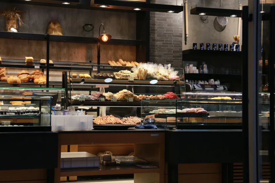 Bánh nên thử khi ghé tiệm